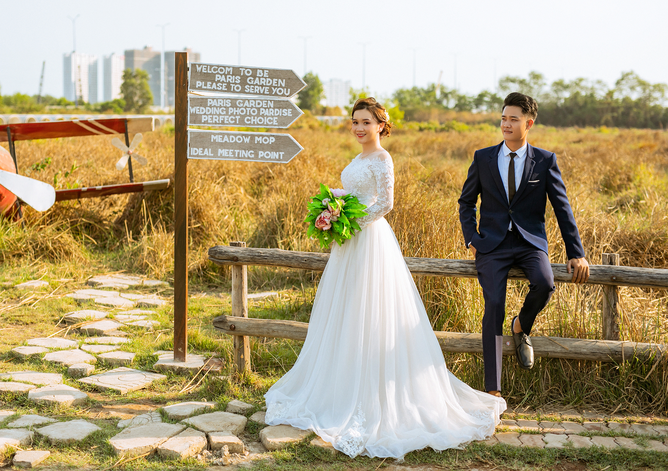 Bí quyết chụp ảnh cưới tiết kiệm - hình ảnh minh họa 2